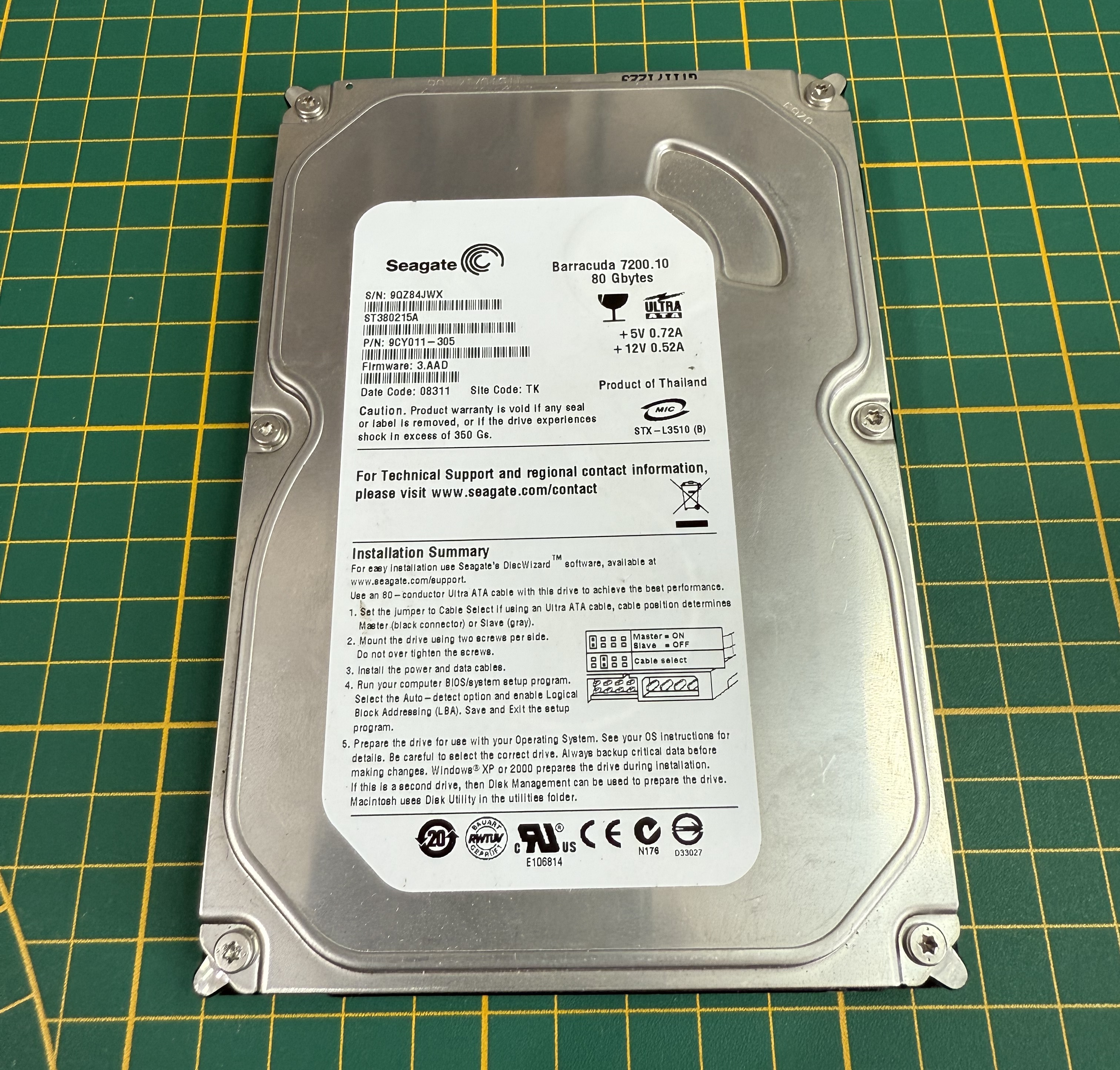 Objekt 001.H001 – Serie Eingriff